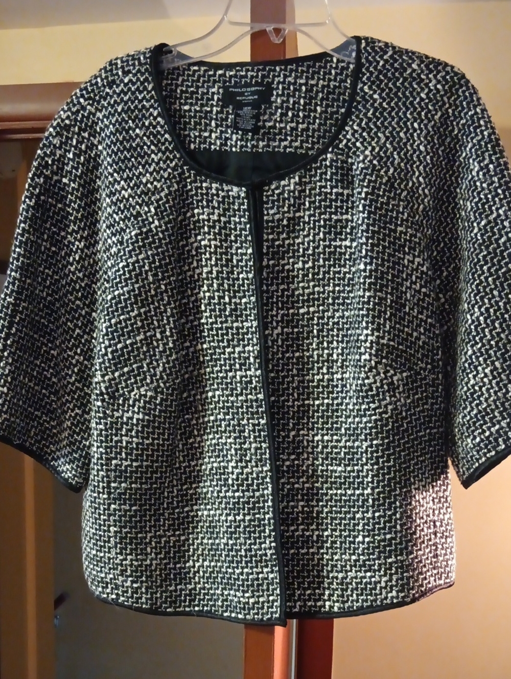 Philosophy Black and White Textured Open-Front Cropped Jacket